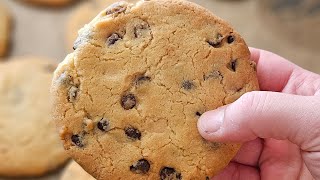 XXL Chocolate chip Cookies Rezept  Subway cookies selber machen [upl. by Irrehc365]