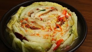 NonSpicy Kimchi White kimchi BaekKimchi 백김치 [upl. by Behm948]