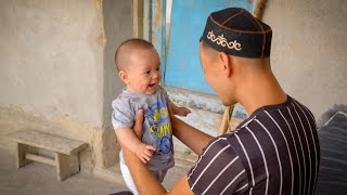 CaregiverChild Interactions with Narration  Kyrgyz Republic Spanish – Responsive Care Series [upl. by Adham]