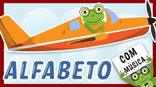 Alfabeto Em INGLÊS  Abecedário em inglês  Musica Infantil  ABC  Sapo Serafim [upl. by Joy642]