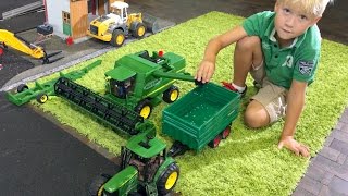 BRUDER Toys JOHN DEERE for Children 🚜 Jacks BWORLD FARM all machines on duty [upl. by Ylloh]