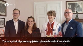 Tachov přivítal paralympijského plavce Davida Kratochvíla [upl. by Asiek]