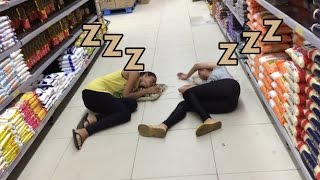 DORMIMOS NO MERCADO  Por Tatiana Frazão [upl. by Amaras]