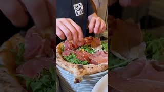 Ist das BONNs LECKERSTE PIZZA Nennillo Bonn PizzaNapoletana Pizza [upl. by Mayman307]