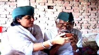 Netaji Bose’s great grandniece meets his 114 year old driver [upl. by Nnyletak658]