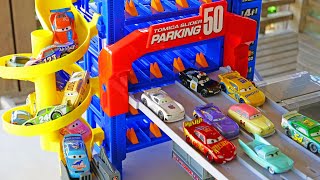 100 Tomica amp Disney Cars ☆ I played in the 5story parking lot that automatically departs ♪ [upl. by Oiratnom]