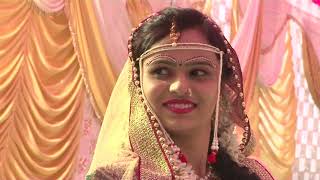 Marathi Wedding Highlights  Gorya Gorya Galavari Chadali Lajechi Lali Navari Aali  AkashGauri [upl. by Elorak181]