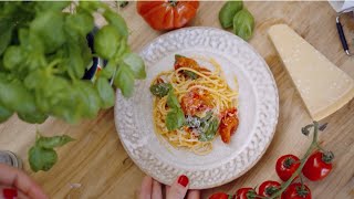 KLASSIKER Spaghetti mit TomatenWeißweinsauce [upl. by Eglanteen]