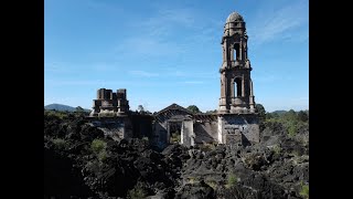 Tour a las ruinas del volcán Paricutín iglesia de San Juan Parangaricutiro [upl. by Lamp]