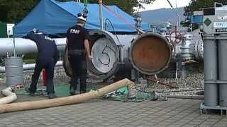 PIPELINE PRECOMMISSIONING ACTIVITIES  Swabbing  Drying of pipelines Launching a foam pig [upl. by Dworman]