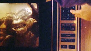 Gremlins  Do You Hear What I Hear Microwave scene 1080p HD [upl. by Tobiah]