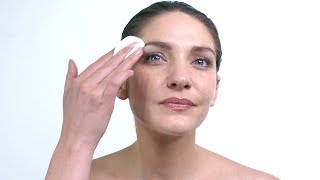 Comment appliquer l’autobronzant sur votre visage  How to apply the selftanning lotion on your face [upl. by Harty]