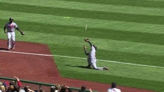 Simmons amazing catch [upl. by Nuhsed334]