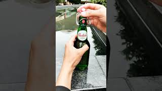 Como Destapar Una Cerveza Grolsch 🍺 🍾 Grolsch Beer Bottle Openning [upl. by Reiss]