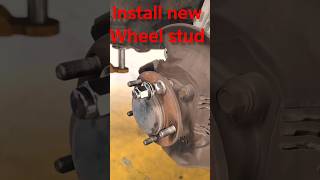 Install new wheel studتبدیل مسمار كفرshortvideo automobile mecanic اكسبلور trending usacar [upl. by Hastings999]