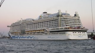 Hafengeburtstag Hamburg 2016 die AIDAprima läuft zur Taufe in den Hamburger Hafen Schiff aida prima [upl. by Attecnoc]