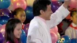 成龍 Jackie Chan sings Country Live 2009 [upl. by Holms]