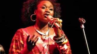 Oumou Sangare quotSenkelequot [upl. by Umont]