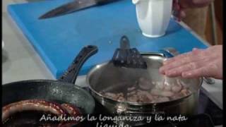 Macarrones a la carbonara con longaniza y huevo poché [upl. by Aynwat]