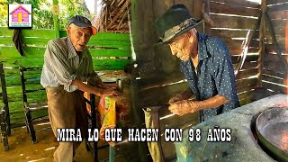 así viven LOS DOS ABUELITOS en un campo de república dominicana [upl. by Maclay193]