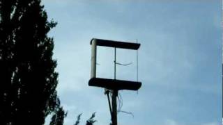 Single blade vertical axis wind turbine [upl. by Mccord]