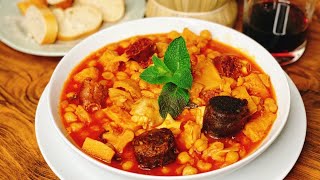 CALLOS O MENUDO con GARBANZOS y OREJA DE CERDO  UnaChefenlaCocina [upl. by Imefulo]