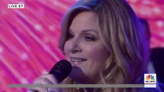 Trisha Yearwood sings ‘For the Last Time’ live [upl. by Retsbew792]