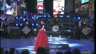 Carly Rae Jepsen Call Me Maybe This Kiss Live [upl. by Rolan147]