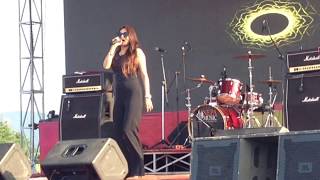 Chaubandi choli Indira Joshi Pokhara concert ncell mela [upl. by Eeladnerb]