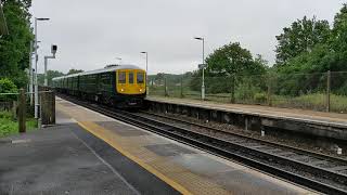 GWR Class 769 at Salfords [upl. by Enaira]