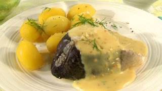 Rezept Pochierter Fisch  Lachs oder zarter Dorsch mit Senfsoße empfohlen [upl. by Filipe]