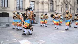 NEGRILLOS DE PAUCARTAMBO LANZAMIENTO FESTIVIDAD VIRGEN DEL CARMEN2015 [upl. by Nibur]