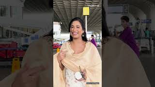 A rare video of Poonam Pandey in ethnic will make you fall for her ytshorts [upl. by Evelunn]