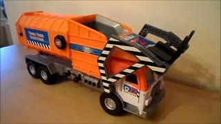 2002 TONKA TOY AMAZING REAL RECYCLING GARBAGE TRUCK [upl. by Ayotak]