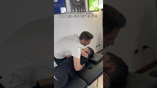 Sblocco dorsale osteopatico 🧑🏻‍⚕️ osteopata osteopatia thrust asmr [upl. by Ordnassela242]