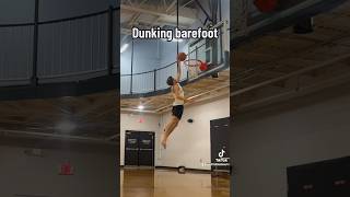 Dunking in shoes vs barefoot dunklife dunkjourney [upl. by Akenor]