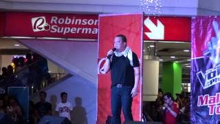 Dont Stop Believin  Mitoy Yonting in Robinsons Galleria [upl. by Blunt522]