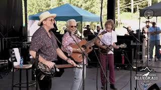 Sam Bush Del McCoury Jerry Douglas  Cept Old Bill  LIVE FROM GRAND TARGHEE BLUEGRASS FESTIVAL [upl. by Ahseiat]