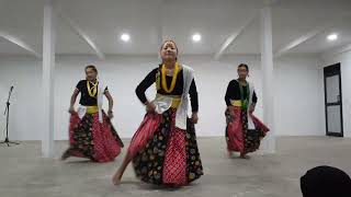 Damphu Ma Selo 2  Cover Dance by Binita Roshni amp Kritika [upl. by Yr]