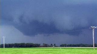 Kansas Severe WeatherTornado Outbreak May 5th 2007 [upl. by Cos]