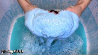 Rinsing sponges after “3 kg powder and liquid paste” with bleach gel floor cleaner fabric softener [upl. by Canning]