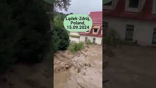 Hochwasser poland LądekZdrój Poland 15092024 hochwasser [upl. by Azitram894]