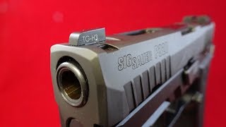 Sig Sauer P320 XCarry  подробный обзор [upl. by Duwe467]