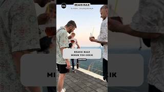 Bule Jalan2 Bawa Bekal Es Cekek‼️ reaksibule buleriview shorts viralvideo [upl. by Doowron303]