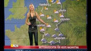 Weathergirl Miriam Pede in schwarzer Spandex  lycra Leggins eng [upl. by Arres700]