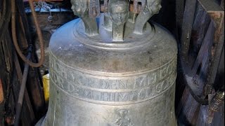 Auffach  Wildschönau Tirol Geläute der Pfarrkirche zum heiligen Johannes Nepomuk [upl. by Cohleen690]