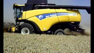 New Holland CS640 and CX8040 [upl. by Sandon120]