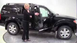 The New 2012 Nissan Pathfinder Silver Feldmann Nissan Bloomington Minneapolis MN New Walk Around [upl. by Adyan444]