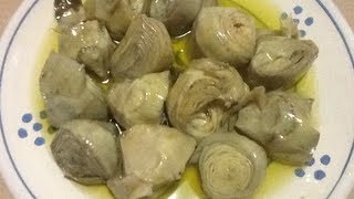 Carciofi sottolio ricetta tradizione fatto in casaMonopoli Puglia Italia [upl. by Aihsenet844]