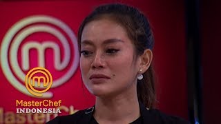 MASTERCHEF INDONESIA  Daniar Banjir Air Mata Saat Devina Pulang  Gallery 12  25 April 2019 [upl. by Lecia]